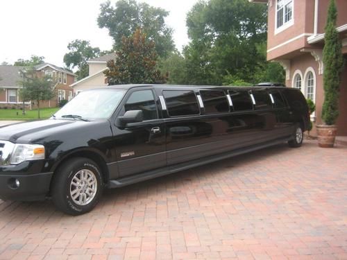 Little Rock 15 Passenger Limo